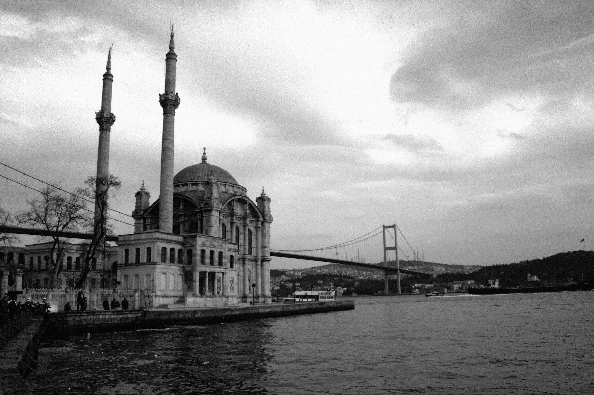 Ixir Hotel Istanbul Ngoại thất bức ảnh